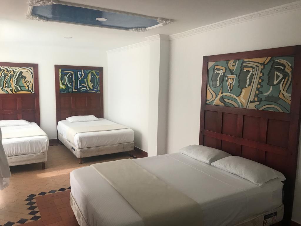 Hotel Cafe Real أرمينيا الغرفة الصورة